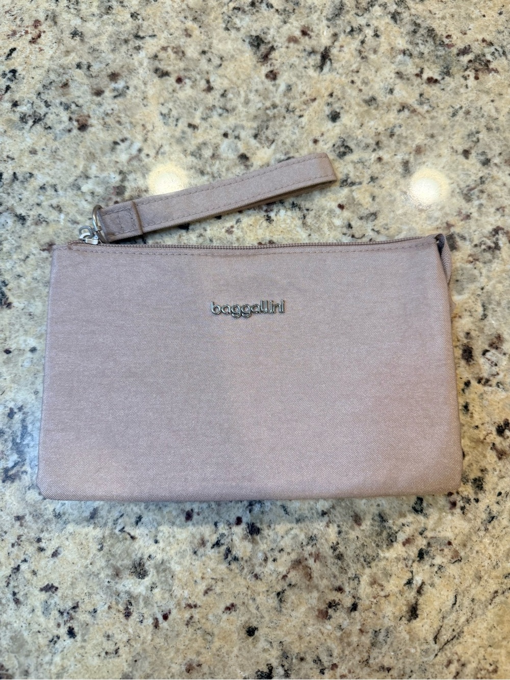 Baggallini Shimmering Rose Wristlet Clutch